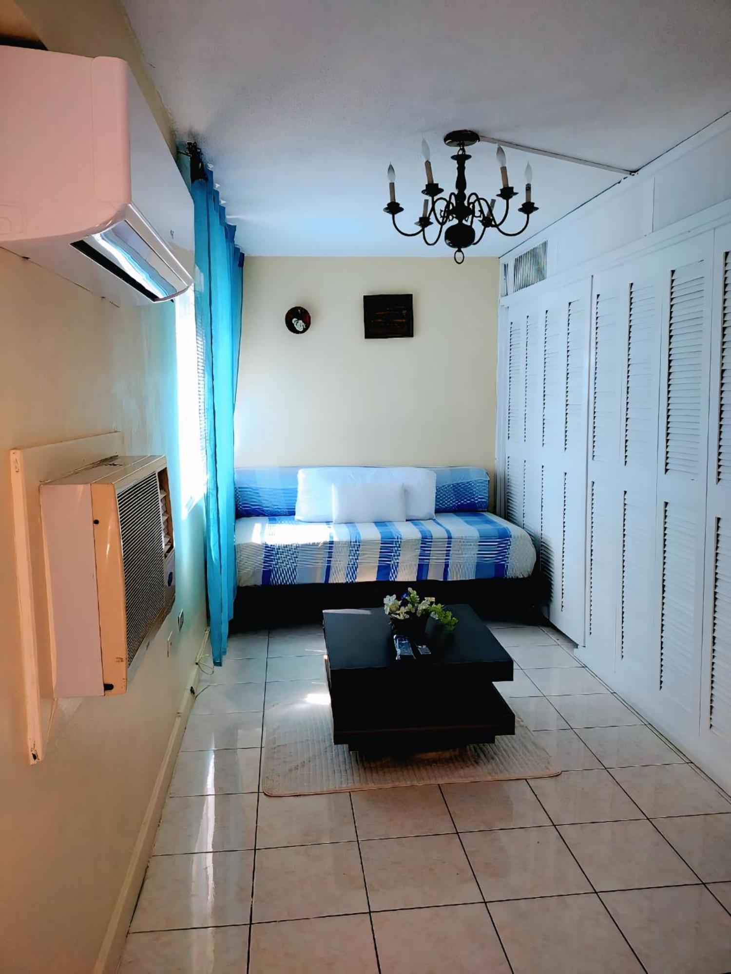 Beach-Side Condos At Turtle Beach Towers Ocho Rios Kültér fotó